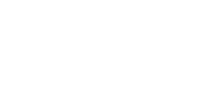 C’est au début du 20° siècle que Monterey fut proclamée capitale mondiale de la sardine. Les conserveries, désormais fermées, ont fait place à des boutiques de souvenirs et des restaurants. Ce quartier a été immortalisé par John Steinbeck dans son roman  Cannery Row ( Rue de la Sardine) en 1945.

La création d’une réserve marine permet au Monterey Bay Aquarium de présenter une faune et une flore marines variées.

On peut également trouver à Monterey :
 un petit port avec des bateaux de plaisance 
 une veille bâtisse des douanes et
 un Fisherman’s Warf  (Quai du pêcheur)